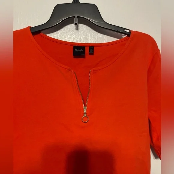 RAFAELLA top with gold zipper size large - Picture 2 of 4
